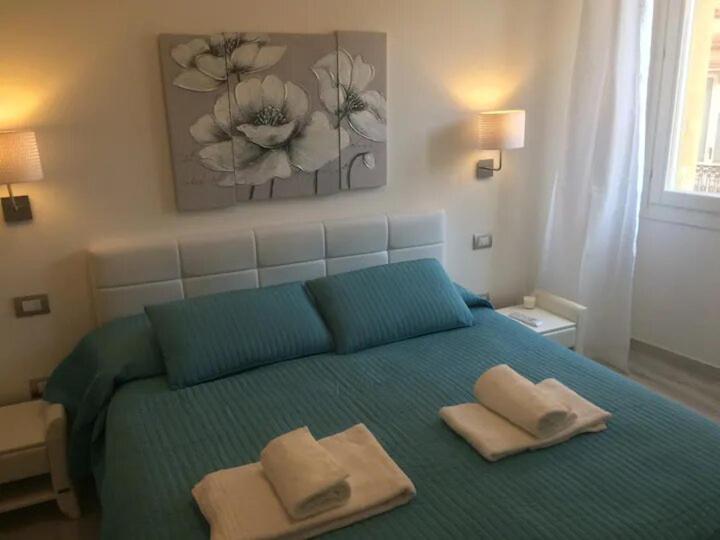 Cagliari Central Rooms מראה חיצוני תמונה